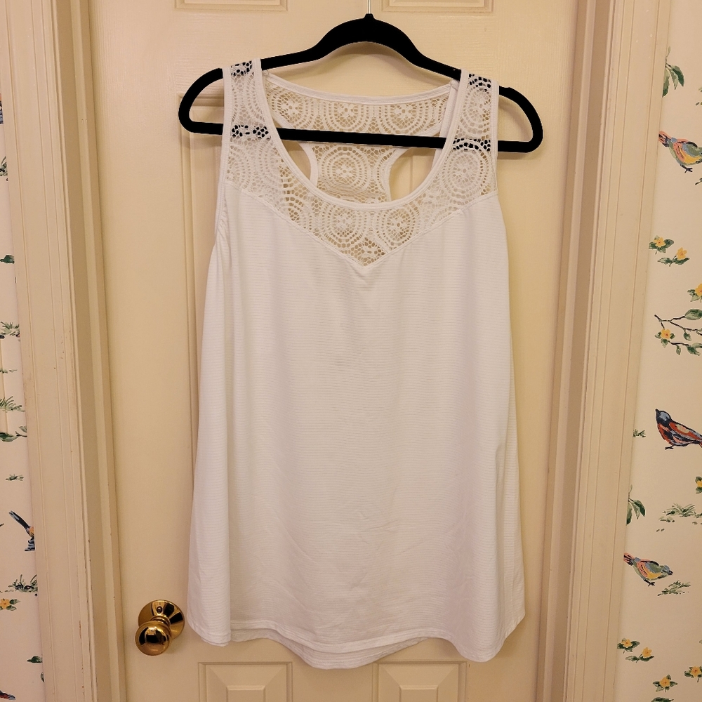 Livi Active 22/24 Tank